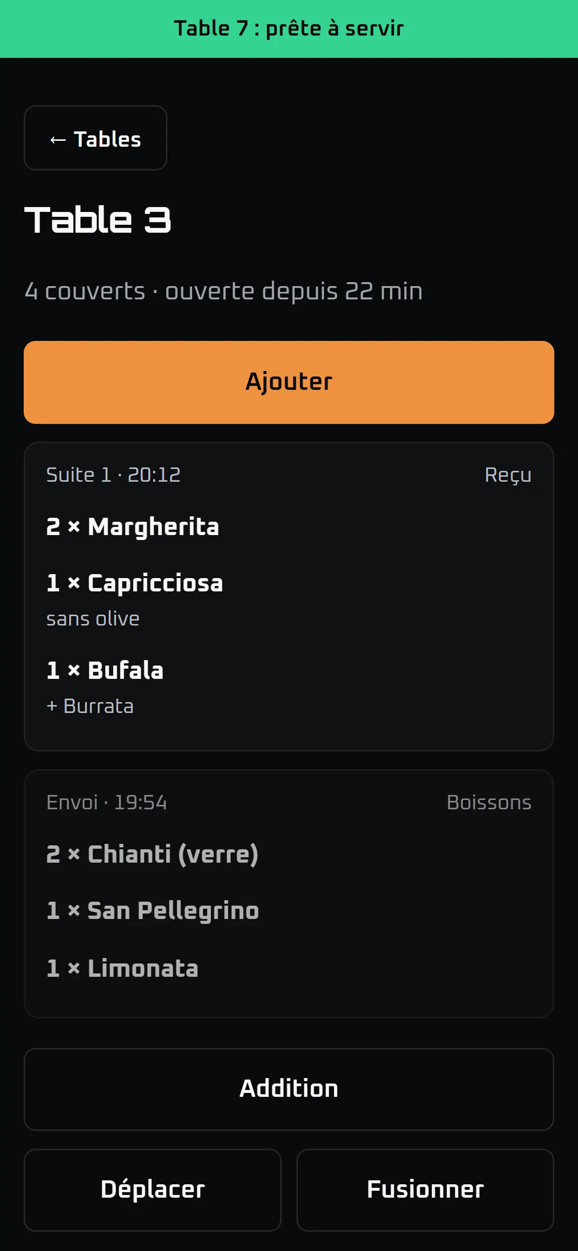 Téléphone du serveur : table 3, plats envoyés en cuisine